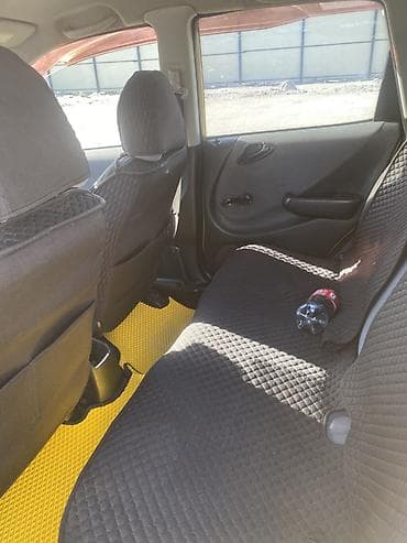 все авто: Honda Jazz: 2007 г., 1.3 л, Автомат, Бензин, Хэтчбэк — 4