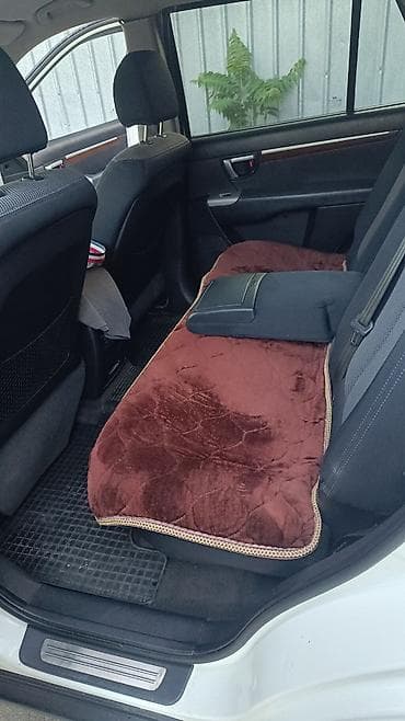 авто компании: Hyundai Santa Fe: 1994 г., 2.2 л, Типтроник, Дизель, Кроссовер — 8