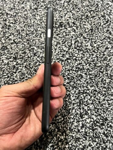 micro atx: Google Pixel 4, Б/у, 64 ГБ, цвет - Черный, 1 SIM, eSIM — 3