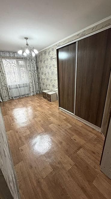 flat osh: 2 комнаты, 46 м², 104 серия, 1 этаж, Косметический ремонт — 2