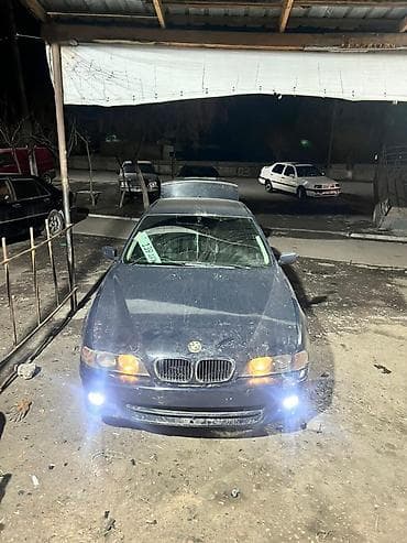 лобовое е39: BMW 3 series: 1996 г., 2.8 л, Механика, Бензин, Седан — 1