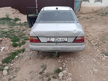 перекур аккумулятор: Mercedes-Benz W124: 1988 г. — 8