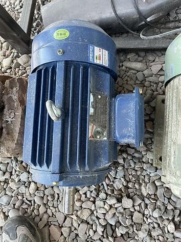 сварка 250: Электродвигатель, Трехфазные, Мощность: 3 кВт, Обороты: 1500 об/мин — 1