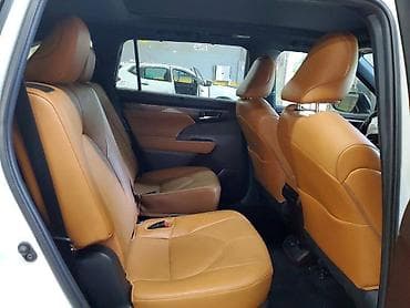 platinum: Toyota Highlander: 2022 г., 2.5 л, Автомат, Гибрид — 8