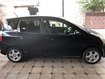 Транспорт: Honda Fit: 2005 г., Автомат, Бензин, Хэтчбэк — 4