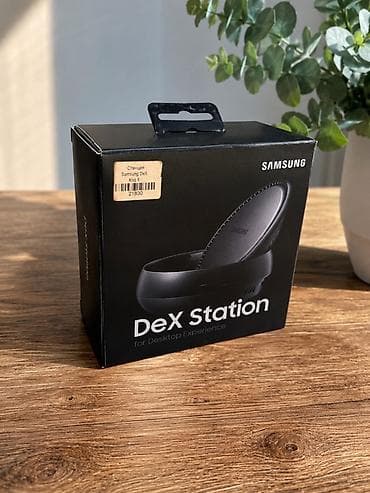 Настольные ПК и комплектующие: Samsung DeX Station — док-станция для превращения совместимого — 1