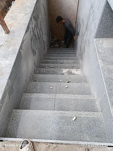 укладка кафель: Облицовка фасада и крыльца натуральным камнем - Архитектурная отделка — 7