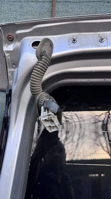 Чыпкалар: Багажниктин капкагы Honda, 2005 г., Колдонулган, Оригинал — 8