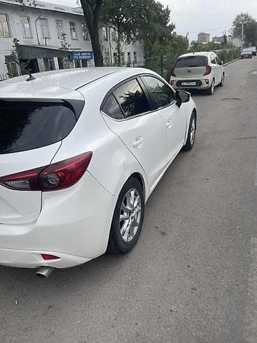 Продажа авто: Mazda 3: 2013 г., 1.5 л, Автомат, Бензин, Хэтчбэк — 4