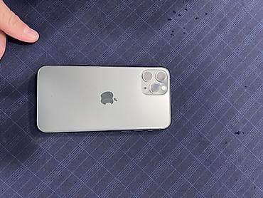 продаю айфон 11 про: IPhone 11 Pro, Б/у, Серебристый, Чехол, 83 % — 4