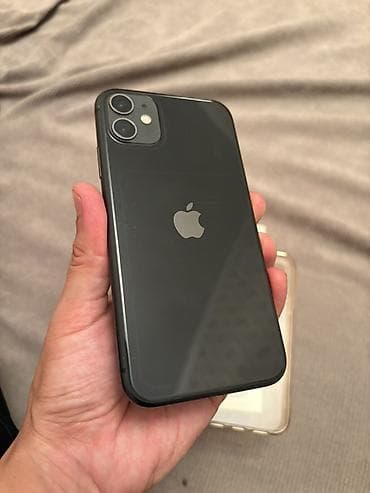 Техника и электроника: IPhone 11, Б/у, 128 ГБ, Черный, Чехол, 77 % — 2