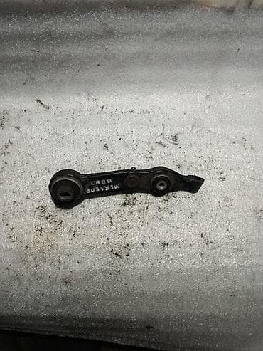 e class: Задний правый рычаг Mercedes-Benz 2007 г. — 1