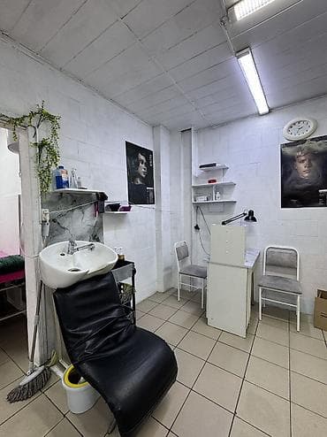продаю или меняю на: Продажа бутиков В торговом центре, 30 м² — 7