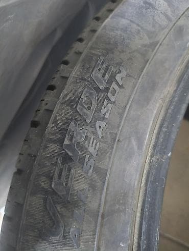 Шины: Шины 275 / 45 / R 21, Всесезонная, Пара, Внедорожные (АТ/МТ), Pirelli — 4