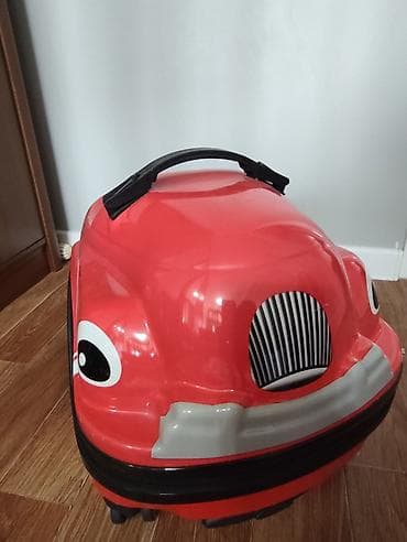 купить детские чемоданы: Чемодан, Материал: Пластик, Маленький (до 40 л), На колесах — 1