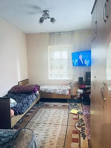 паркинг аренда: Сдается 2-х ком со всеми условиями внутри (пол дома) отдельно. Район — 5