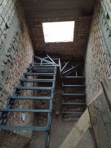 перила лестница: Лестница Лестница каркаса из металла Тепкич Тепкич темирден каркасын — 4