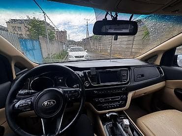 Kia Carnival: 2017 г., 2.2 л, Автомат, Дизель, Минивэн