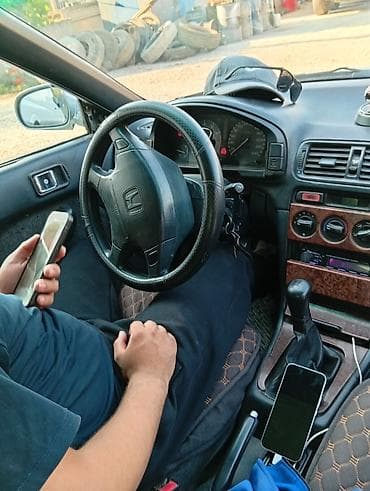 алмашаи: Honda Ascot: 1995 г., Автомат, Бензин, Седан — 5