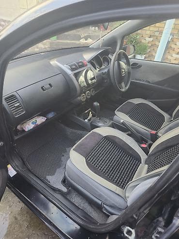 mersedes e klass: Honda Fit: 2002 г., Автомат, Хэтчбэк — 4