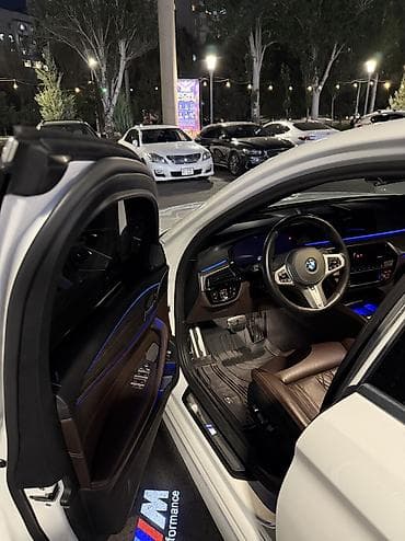 BMW 5 series: 2020 г., 2 л, Автомат, Бензин — 4