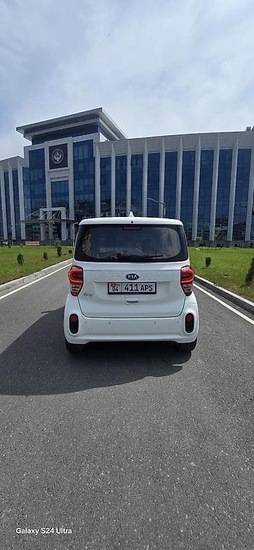 синяя kia: Kia Ray: 2018 г., 1 л, Автомат, Газ, Хэтчбэк — 7