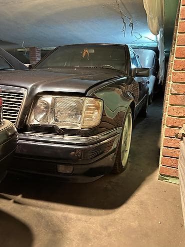 мэри: Mercedes-Benz E-класс AMG: 1995 г., 5 л, Автомат, Бензин, Седан — 1
