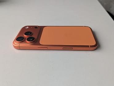 16 iphone: IPhone 17 Pro, Б/у, 256 ГБ, Оранжевый, Зарядное устройство, Защитное стекло, Чехол, 100 % — 3