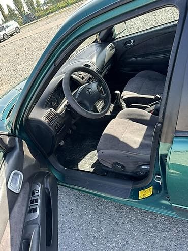 дайхатсу 2001: Toyota Corolla: 2000 г., 1.6 л, Ручные, Бензин, Лифтбек — 6