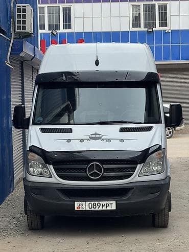 спринтер сто: Mercedes-Benz Sprinter — вместительный грузопассажирский фургон — 1