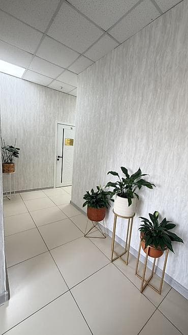 Аренда офисов, 30 м², 1 линия at lalafo.kg Аренда офисов, 30 м², 1 линия