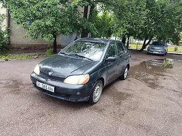 домик машина: Toyota Platz: 2001 г., 1.5 л, Бензин, Седан — 1
