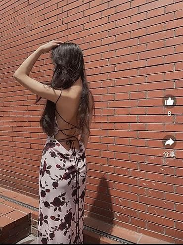 платье даром: Продаю платье красивое нежное с цветочным принтом Размер : S Цвет — 5