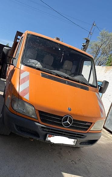 поддон мерседес: Грузовик, Mercedes-Benz, Дубль — 1