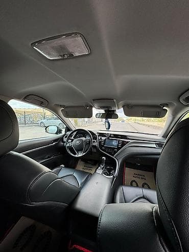 kia stringer: Toyota Camry: 2018 г., 2.5 л, Автомат, Бензин, Седан — 8