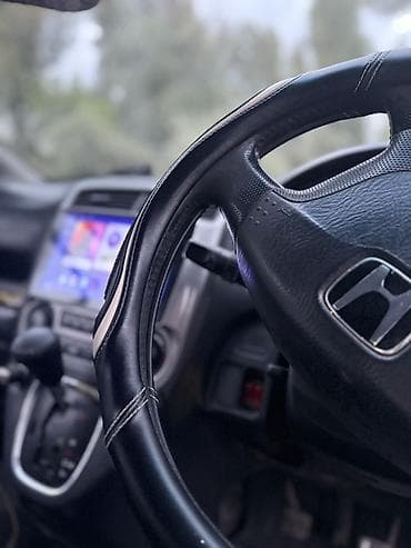 vaz 2114: Honda Stream: 2002 г., 2 л, Автомат, Бензин, Минивэн — 10