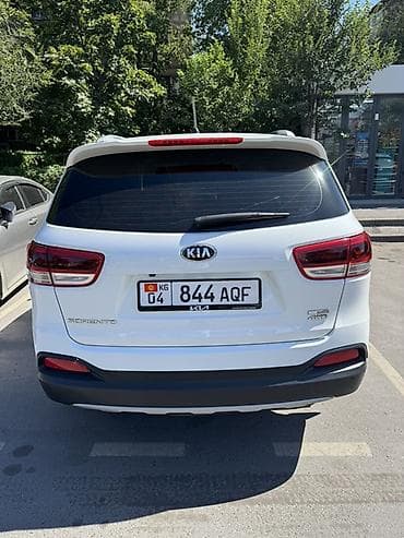 Транспорт: Kia Sorento: 2016 г., 2 л, Автомат, Дизель, Кроссовер — 3