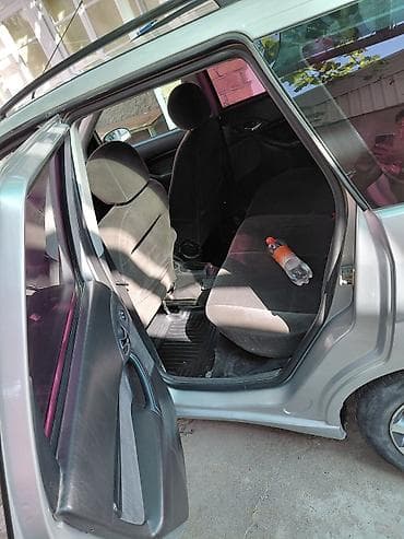салон гольф 4: Ford Focus: 2003 г., 1.8 л, Механика, Бензин, Универсал — 5