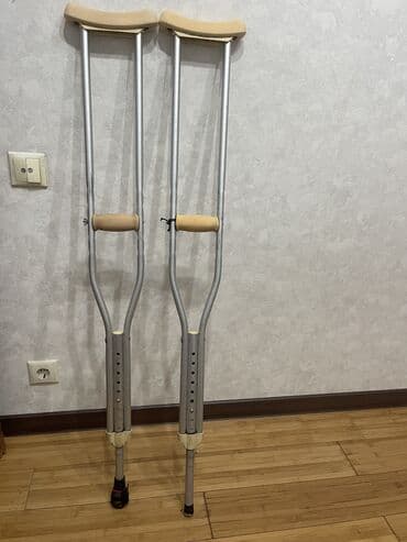 Медтовары: Подмышечный костыли регулируемый. - Материал: лёгкий алюминий. - — 3