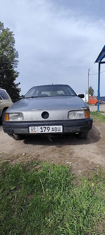 Volkswagen: Volkswagen Passat: 1991 г., 1.8 л, Механика, Бензин, Седан — 1