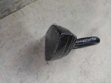 угол мешок: Продаю старинные утюги на углях цена 1500 сом 1 штука есть 5 штук — 4