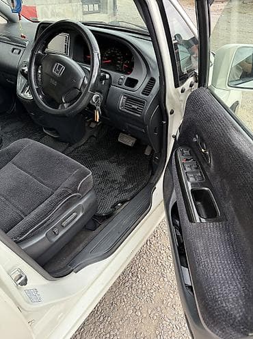 передний бампер w202: Honda Odyssey: 2002 г., 2.3 л, Автомат, Бензин, Минивэн — 8