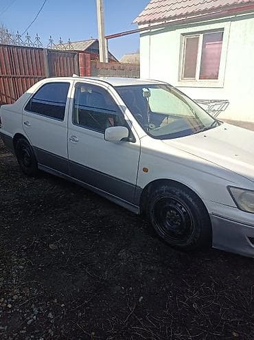 тойота виста: Toyota Vista: 2001 г., Седан — 2