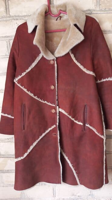 Продаю, тонкая дубленка, мех натуральный. Размер 48-50, можно