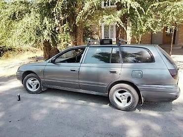 прозада авто: Toyota Caldina: 1994 г., 2 л, Автомат, Дизель, Универсал — 3