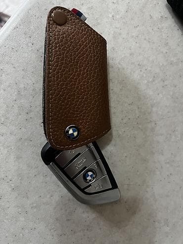 брелок авто: Ключи то бмв - Материал: коричневая фактурная кожа — 2