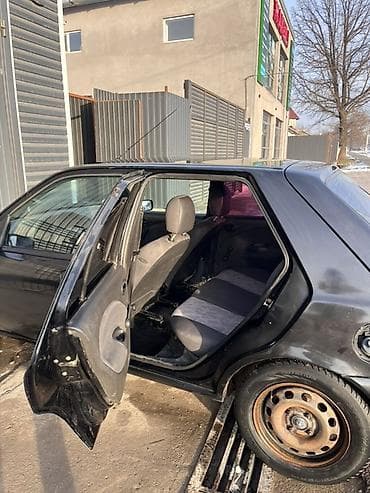 srv 2: Ford Fiesta: 2001 г., Ручные, Хэтчбэк — 2