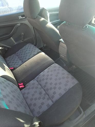Ford Focus: 2007 г., 1.6 л, Автомат, Бензин, Седан