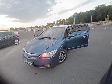 мерседес т 1: Honda Civic: 2008 г., 1.3 л, Вариатор, Гибрид, Седан — 1