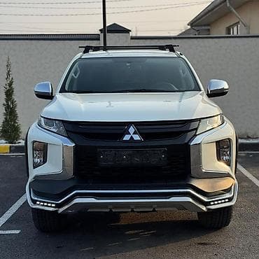 Mitsubishi L200: 2023 г., 2.4 л, Механика, Газ, Пикап — 7